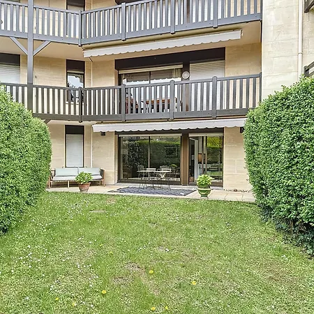 Διαμέρισμα Garden's Yourhosthelper Ντοβίλ